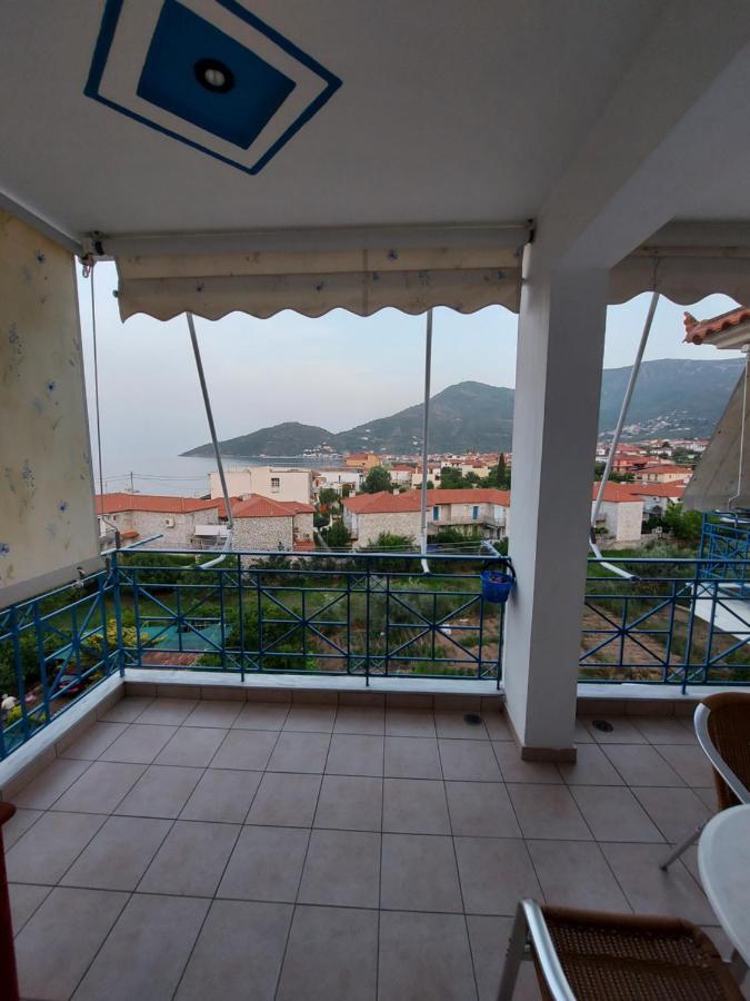 Matina Apartments Tyros Exterior foto
