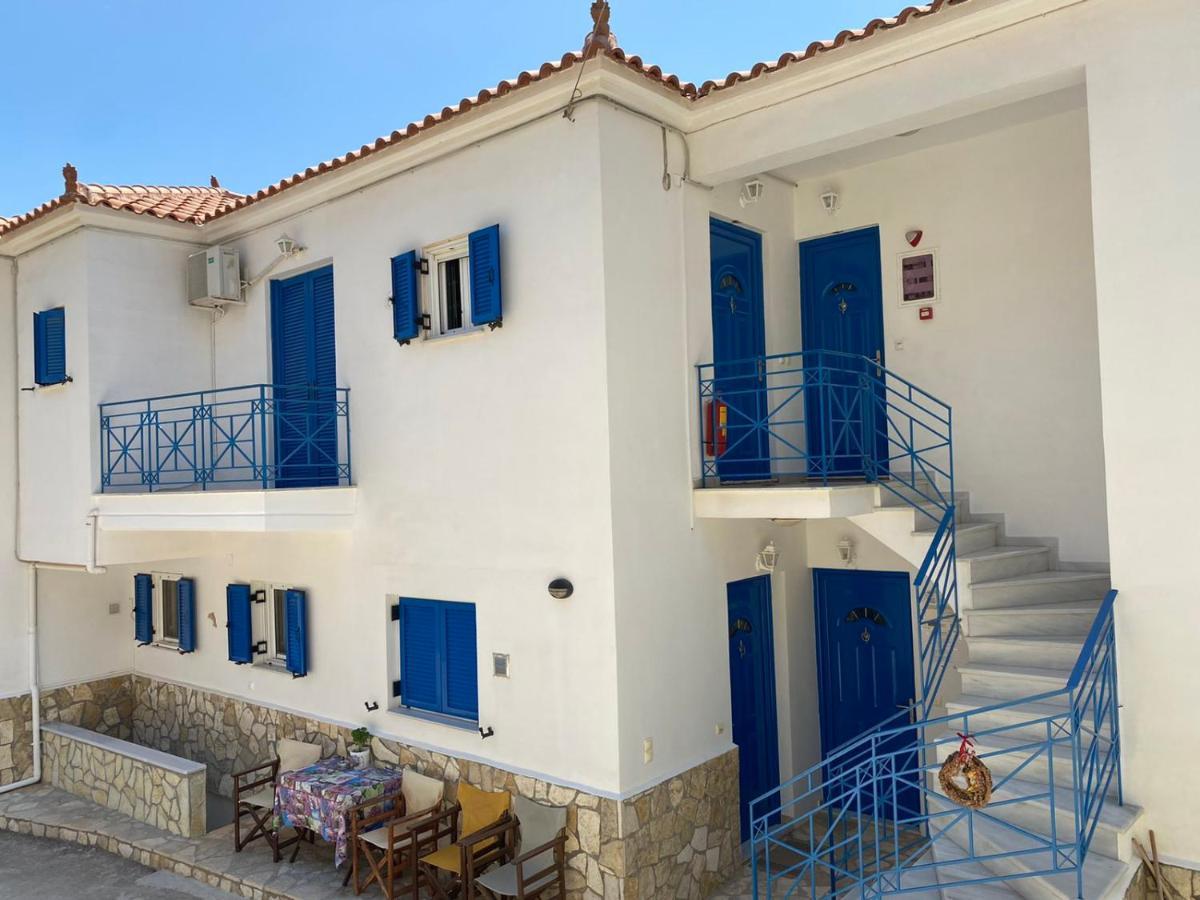 Matina Apartments Tyros Exterior foto